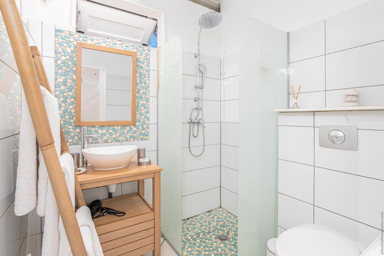 Bungalow Vanille Pacane - Vue Mer Avec Spa Prive Ле-Труа-Іле Екстер'єр фото
