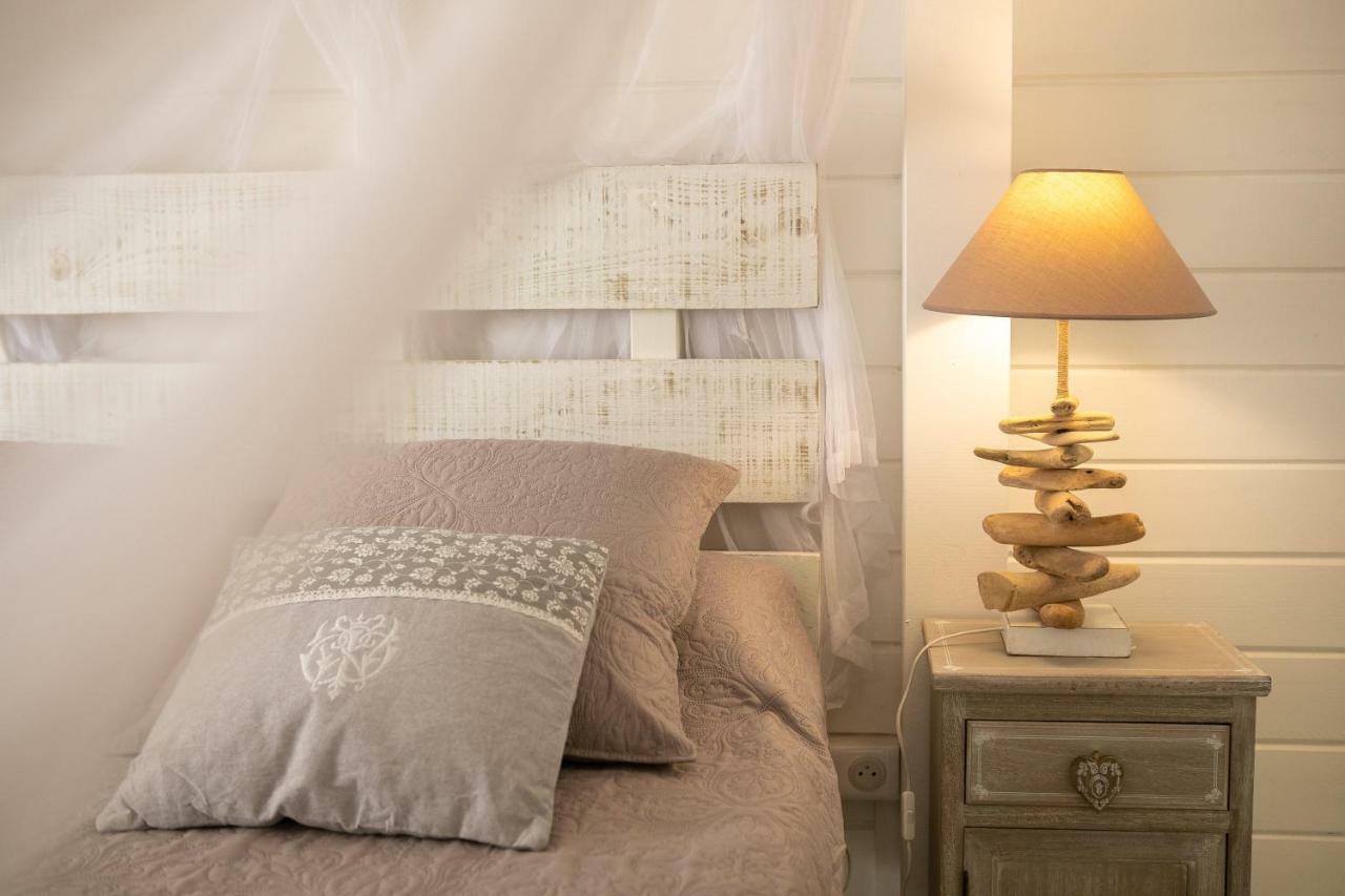 Bungalow Vanille Pacane - Vue Mer Avec Spa Prive Ле-Труа-Іле Екстер'єр фото